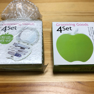 グルーミング4点セット(コンパクトミラー付)の画像