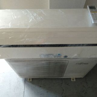 5.6kw（16畳）サイズエアコン　クリーニング済み