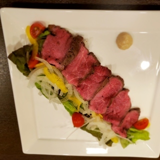 フレンチの基礎を活かした肉料理教室を開催いたします。東京会館出身のシェフが教えます。の画像