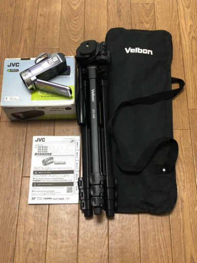 お盆前のため値下げします！JVCビデオカメラとベルボン三脚のセット