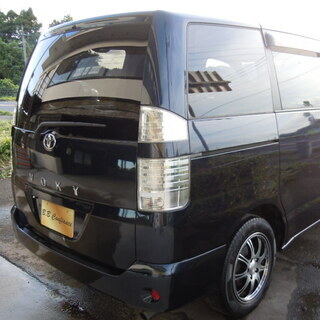 お譲りする方が決まりました！必見！早い者勝ち！トヨタ　H１７　ヴォクシー　X　社外アルミ　の画像