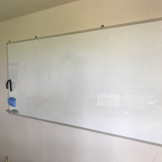 値下げ！ホワイトボード1.0ｍ×2.1ｍ（新規会社立ち上げの方、予算を抑えたい方におすすめです）クリーナー付きの画像