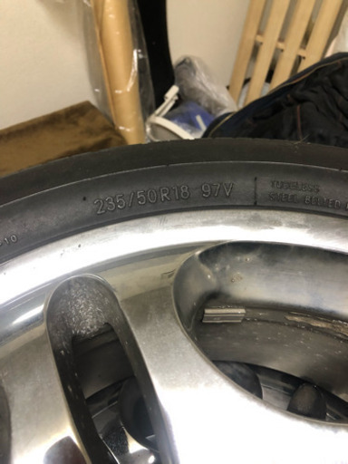 タイヤ、ホイール 235.50.18
