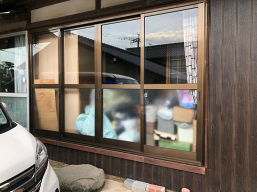 サッシ