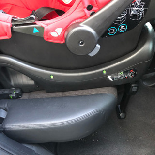 【最終値下げ】チャイルドシート Joie Juva （i-baseセット）の画像