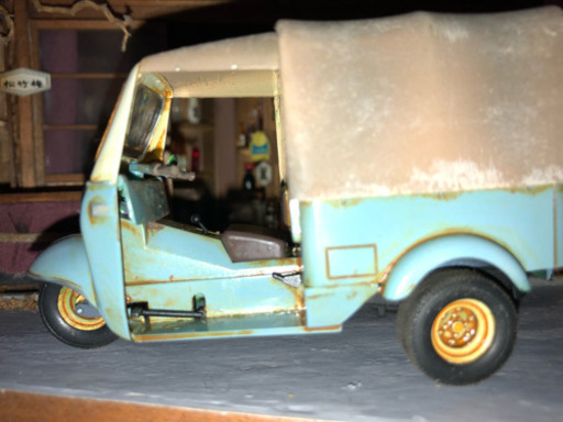 1/32 ジオラマ 丸高酒店とダイハツミゼット