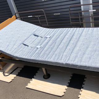 【美品】シングル電動・介護ベッド（アクレ1モーター）/ グランツ 東京西川マット