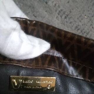 VALENTINO セカンドバッグ　ITALY製　レア物　稀少価値　使用品の画像