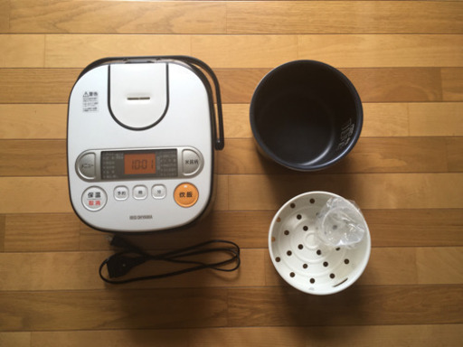 譲ります：  炊飯器 5.5合 (決まりました)