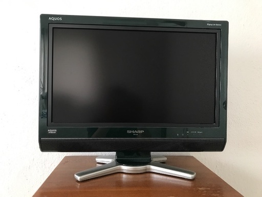 液晶テレビAQUIS 20V