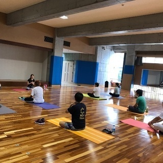 8月14日(水)10:30〜11:30 ★chisatoyoga...
