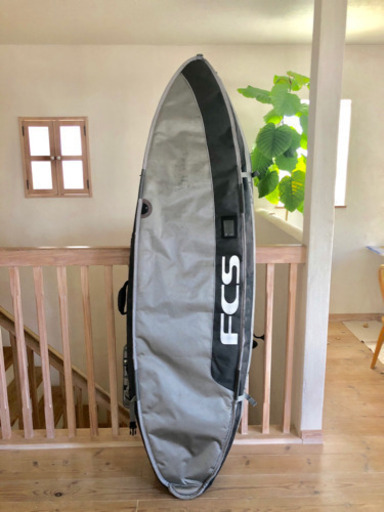 FCS ボードケース トラベルケース トリプル ショートボード ファンボード ６’７ チャコール ハードケース