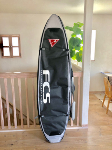 FCS ボードケース トラベルケース トリプル ショートボード ファンボード ６’７ チャコール ハードケース