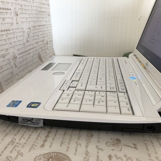 ☆値下げ高性能WIN10/i5 富士通/最新Office2019/4GB/大容量640GB/ソフト色々/無線LANの画像