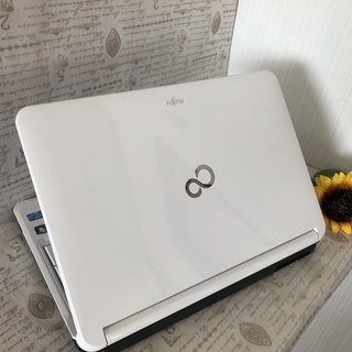 ☆値下げ高性能WIN10/i5 富士通/最新Office2019/4GB/大容量640GB/ソフト色々/無線LANの画像
