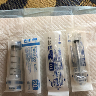 ペット給餌用注射器 針なし 各５０円