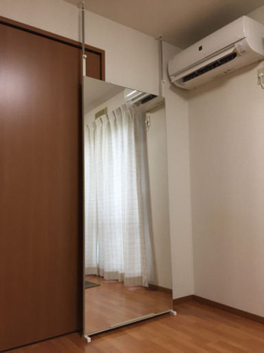 [美品］全身うつる大型 突っ張り式ミラー