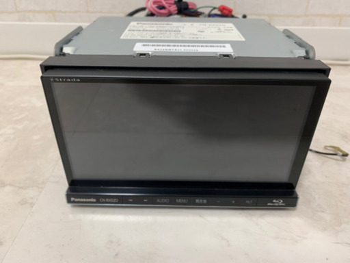 パナソニック カーナビ ストラーダ CN-RX02D ブルーレイ搭載（中古）