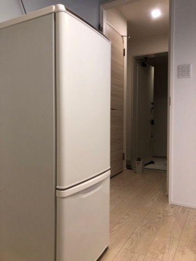 冷蔵庫 Panasonic NR-B176W 2013年製