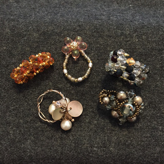ピアス 指輪 いろいろの画像