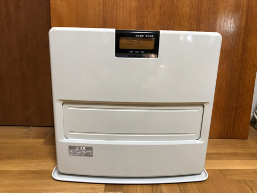 コロナ 石油ファンヒーター   この時期だからお買い得