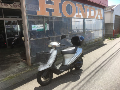 v100  it’s a v100 super compact size 100cc scooter