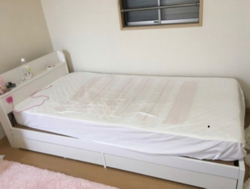 【交渉中】シングルベッド、マットレス付き