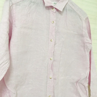 UNIQLOコットンピンクシャツの画像