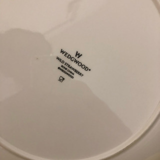 Wedgwood ワイルドストロベリー新品 箱なしの画像