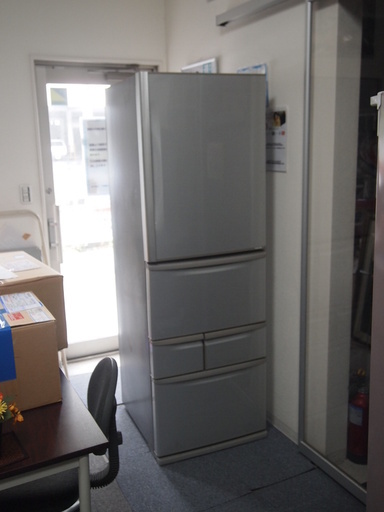 東芝ノンフロン冷凍冷蔵庫　ＧＲ-Ｃ42Ｎ　2010年製