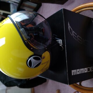 モモ　ジェットヘルメットの画像