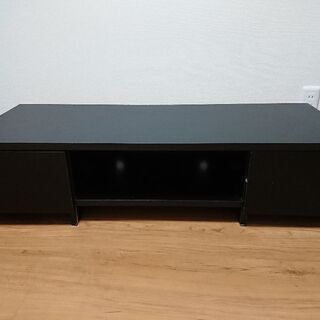 黒いテレビ台