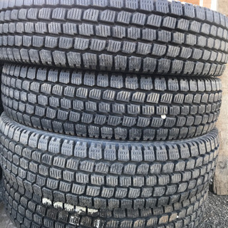 2tダンプタイヤ冬用、ユニック タイヤ スタッドレス 夏用の画像