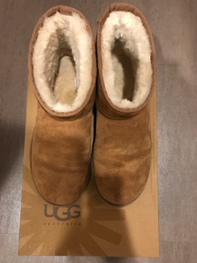 【美品】UGG ムートンブーツ  CLASSIC MINI 