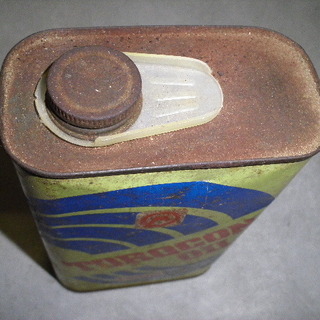 古いオイル缶（空缶）当時物の画像