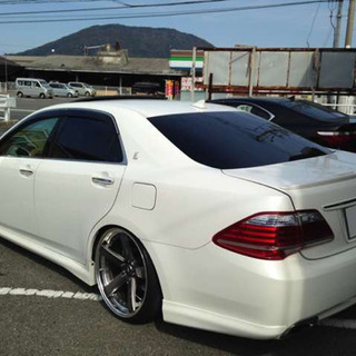 トヨタクラウン 200系3.5G (こういち) 梅林のクラウンの中古車