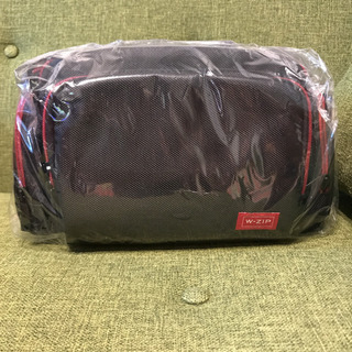 新品、未開封★ ダブルジッパーカメラバッグの画像