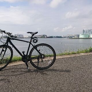 新松戸近辺、クロスまたはロードバイクでのんびり走る人