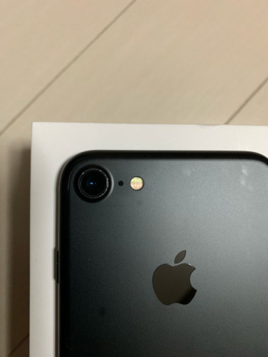 【SIMフリー】【美品】iPhone7 32GB