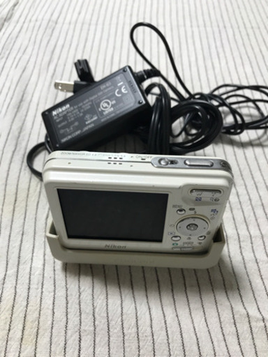 Nikon コンパクトカメラ