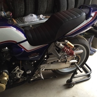 CB１３００sf10周年記念車の画像