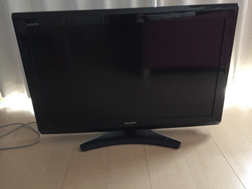 [値下げ‼️]   AQUOS TV 32型 + 分波器