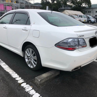 クラウンハイブリッド！車検付きの画像