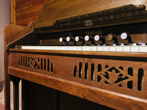 美しいアンティークオルガン