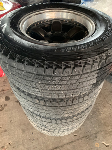 ⭐️265/70r16 スタッドレスタイヤホイール 4本セット サファリ等