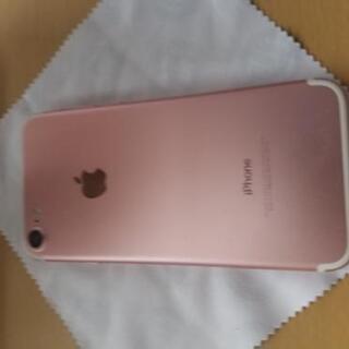 値下げiPhone7 128GBローズゴールドの画像