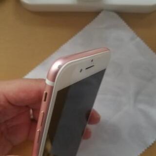 値下げiPhone7 128GBローズゴールドの画像