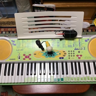 値下げ  CASIOキーボード  LK-37 光ナビルーチェ 譜...