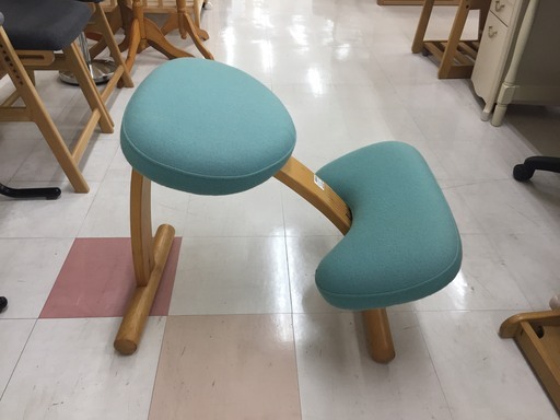 取りに来て頂ける方限定！RYBO(リボ)のバランスチェアのご紹介です！