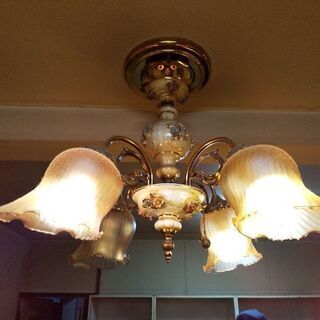 値下げしました！③アンティーク照明 シャンデリア 4灯